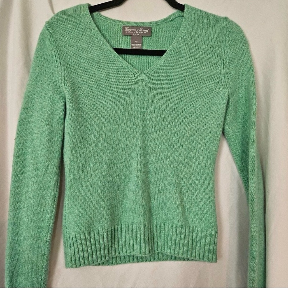 Emerald Green V-Neck Sweater for Women